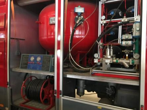 ����10���ɷ�ˮ��(li��n)������܇